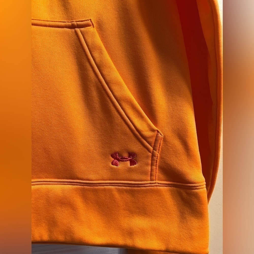 UNDER Armour hoodie women’s - Picture 2 of 6